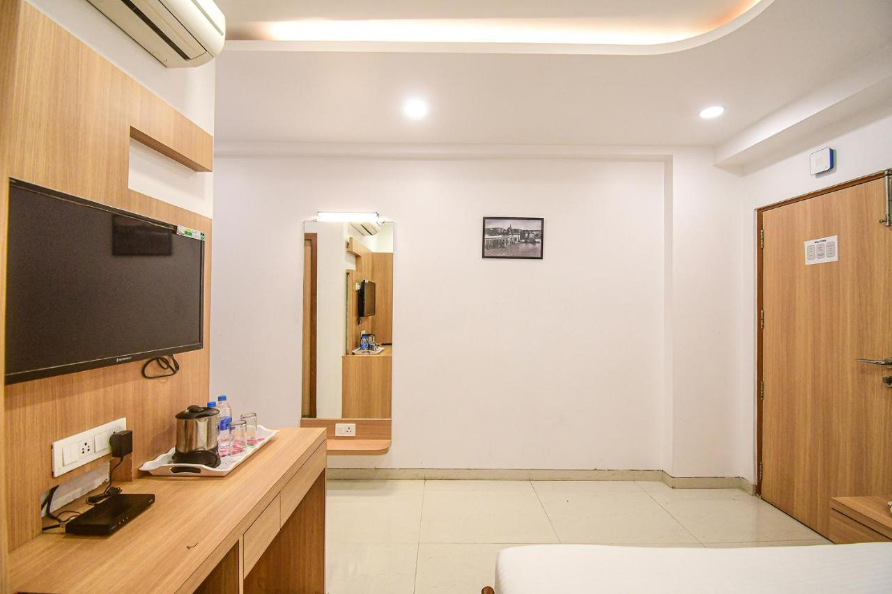 FabHotel Stay Inn International Kalkutta Exterior foto